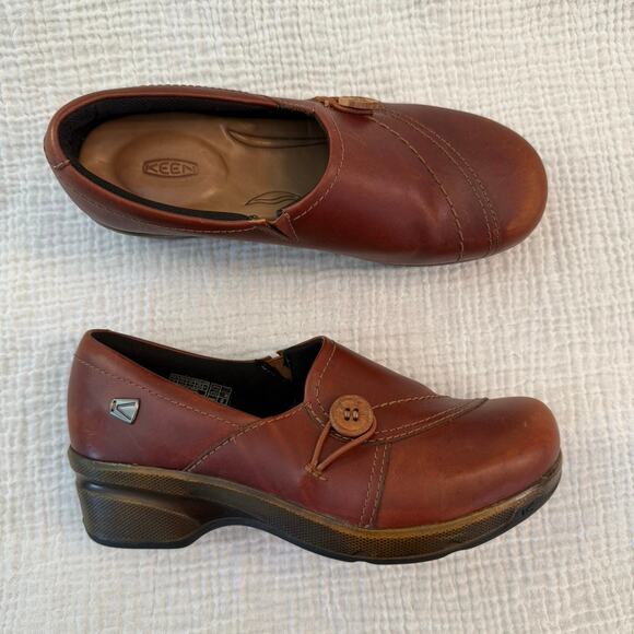 Keen Mora Button Slip On Size 7.5 Brown Leather Wedge Loafer Clog Slip On - Picture 10 of 10